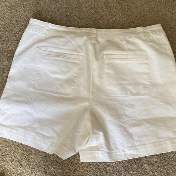 d'jeans women size 14 comfy white shorts - Picture 2 of 3